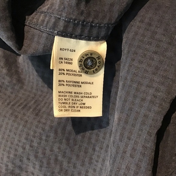 Royal Robbins shirt. - Picture 4 of 8